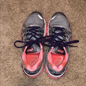 Size 6 Pink/Grey/Purple ASICS gel-evate 2